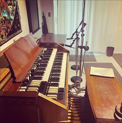 Recording a Hammond.